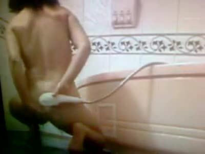 韩国N号房少妇性交操逼前在卫生间洗白白洗干净视频一百五十八集