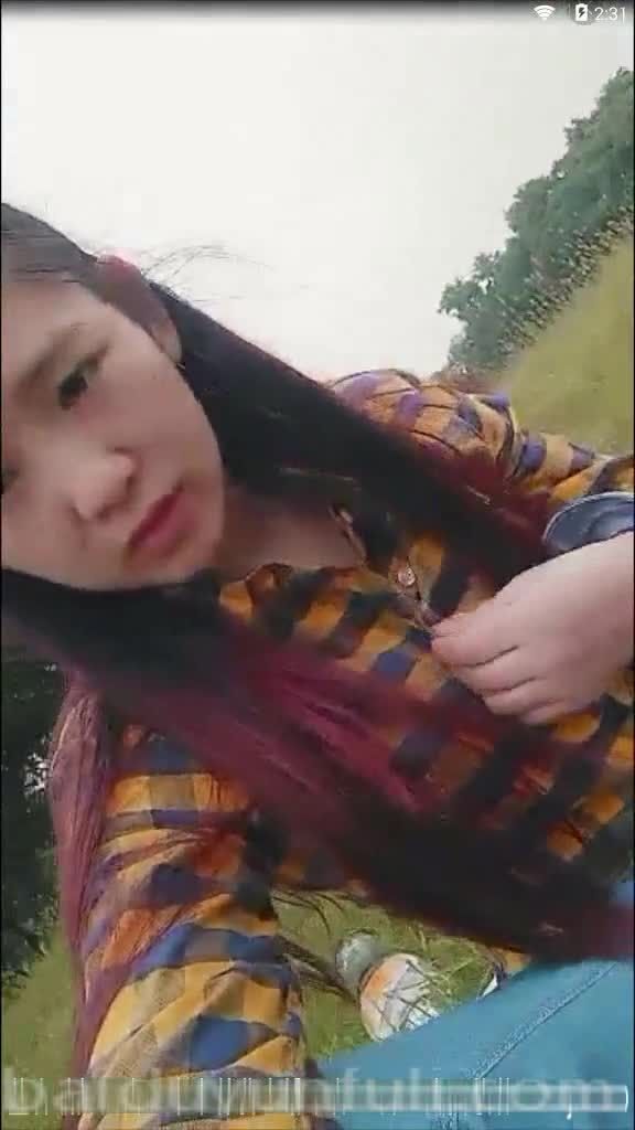 初中生在野外幼女自拍野外拉尿露胸各种淫荡视频