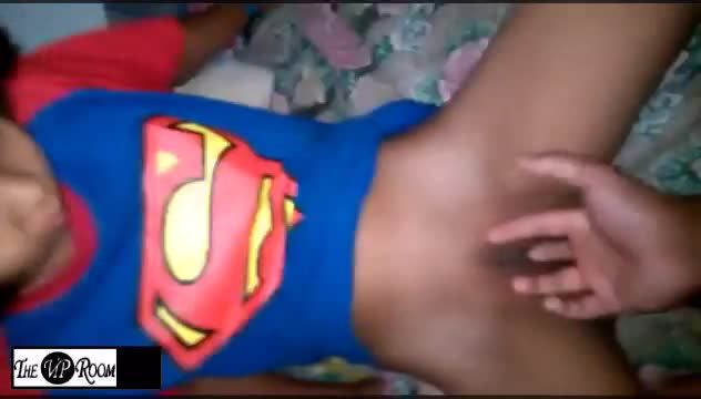 精彩真实农村父女乱伦之迷奸小女孩操逼视频独家完整版