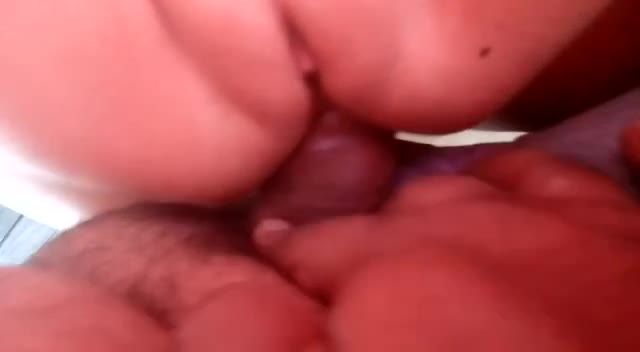 来大姨妈了只好让丈夫对幼女解决生理需求视频