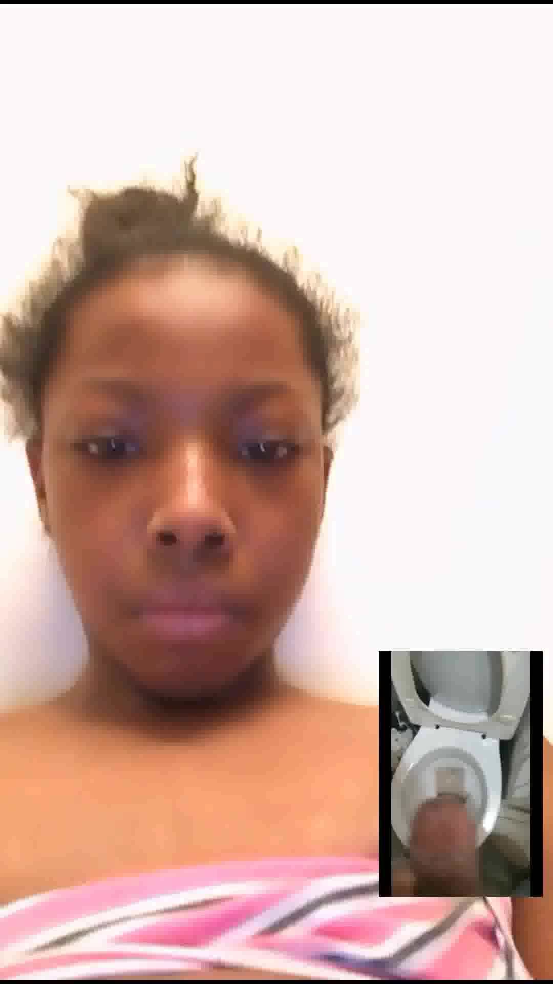 欧美黑妹初中生给异地恋男友打视频自慰帮助泄欲视频