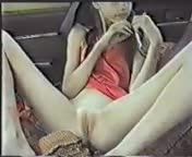 欧美近亲乱伦乡村户外车震小马拉大车姐弟做爱视频