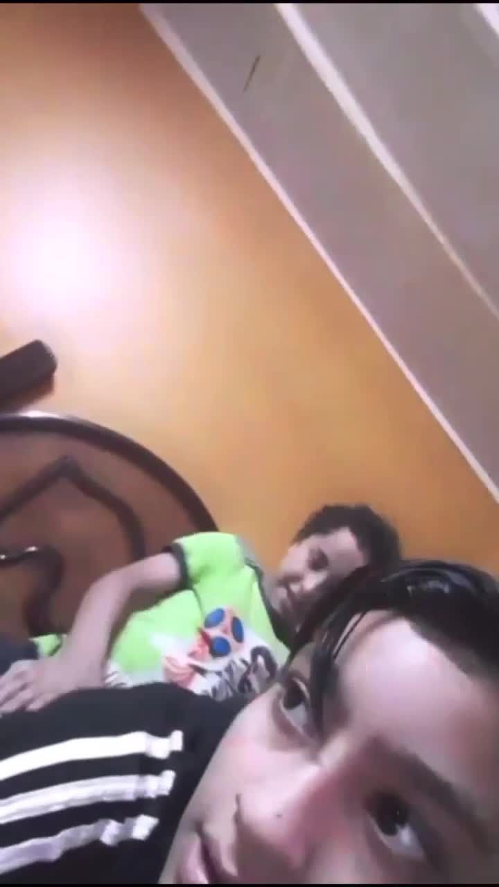 如狼似虎亚洲少妇和娇憨小男孩大尺度乱伦视频曝光