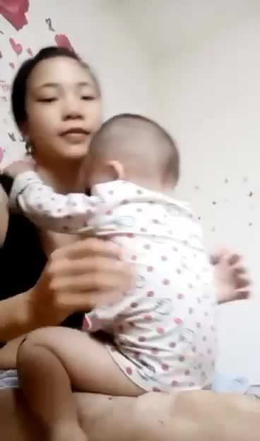 国产母子自拍乱伦骚妈和稚嫩的3岁小男孩日常发骚视频曝光