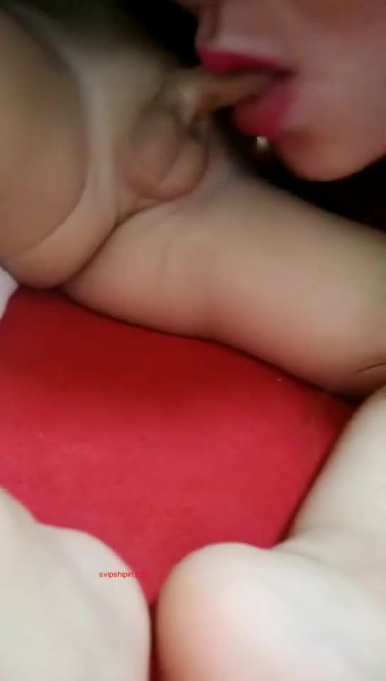 骚到令人发指的国产少妇乱伦小男孩黑料视频曝光