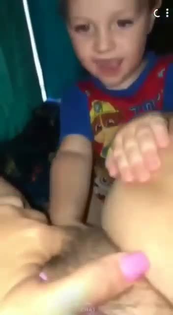 六岁欧美幼男小马拉大车母子乱伦翘起纳米小鸡巴操妈妈视频