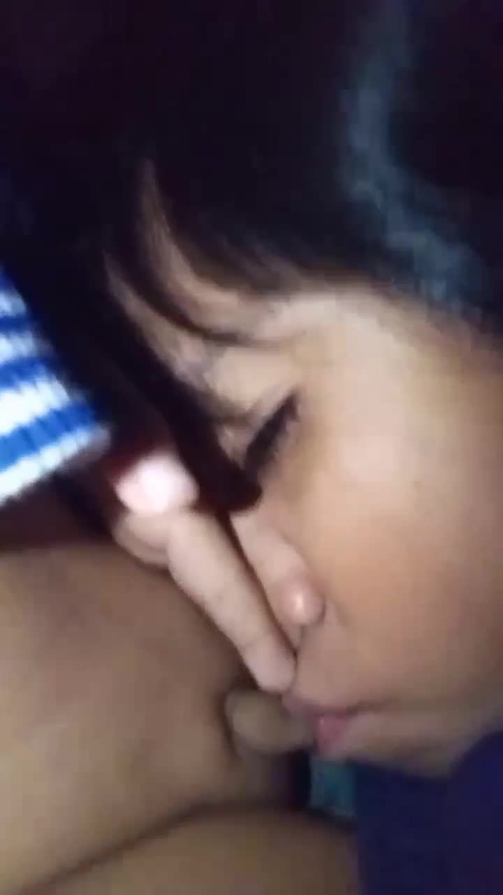 五岁小男孩被艳妈乱伦强行索取吃鸡巴口交视频简直爽的神魂颠倒