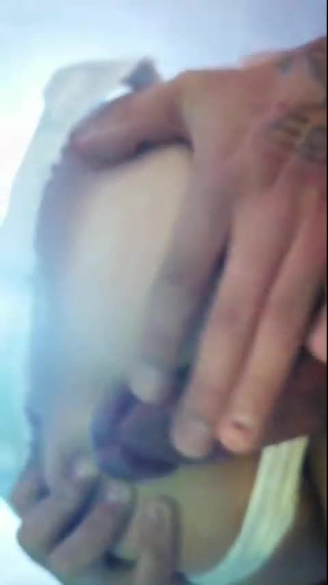 欧美睡得很香进入梦乡的幼幼被禽兽爸爸抱起用火车便当式肛交视频