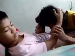 合集亚洲母子乱伦幼男半夜被骚妈口交嫩屌发泄变态兽欲视频