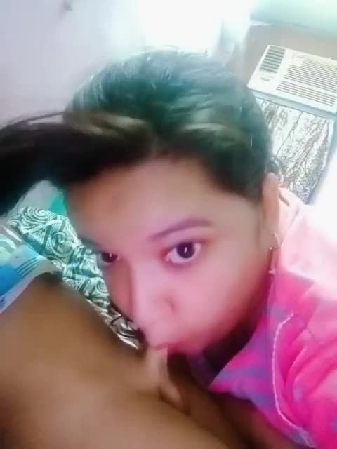 亚洲六岁幼男惨被淫妈口交乱伦视频就像狗看见骨头一样狂舔